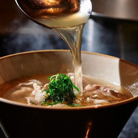 Omo7 Osaka By Hoshino Resorts Экстерьер фото A bowl of soup being served